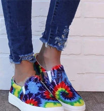 Load image into Gallery viewer, Tie Dye casual shoes
